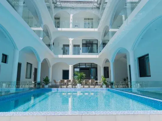 Dali Qihai Tingfeng Inn in Dali, People's Republic of China