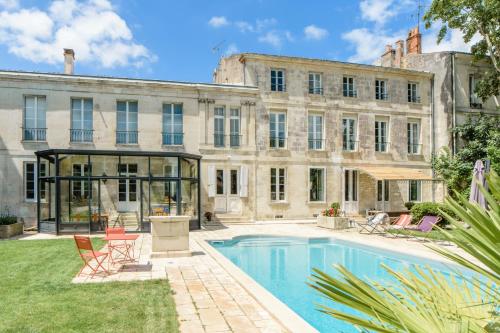 L'esprit du 8 — 4-Star Luxury Hotel in Rochefort, France