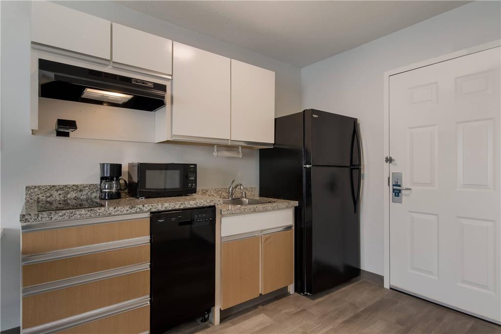 MainStay Suites Raleigh Cary - photo 13