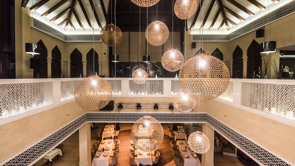 מזון ומשקאות