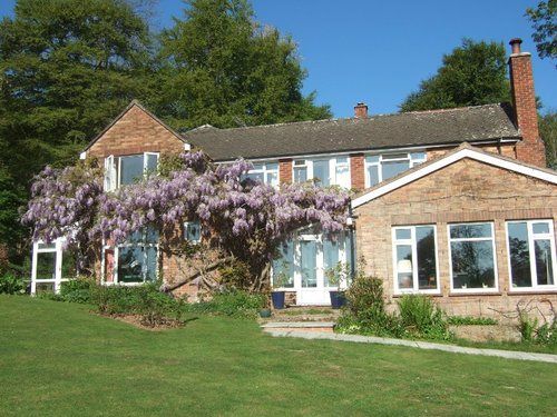 Howden House Bed and Breakfast — 4-Star Luxury Hotel in Tiverton, United Kingdom