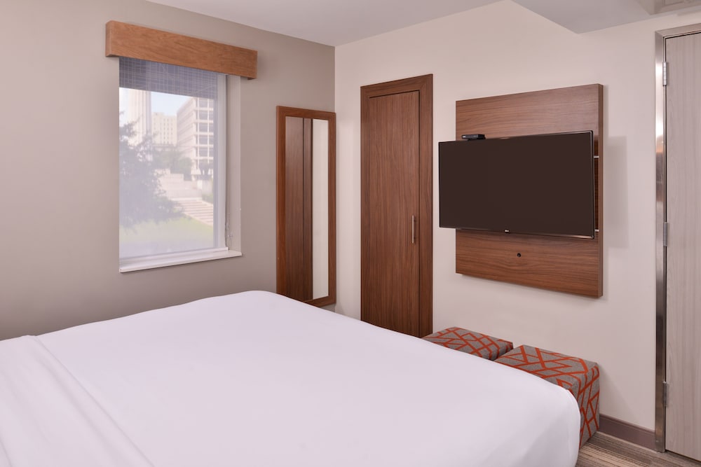 Holiday Inn Express New Orleans Arts District by IHG - photo 21