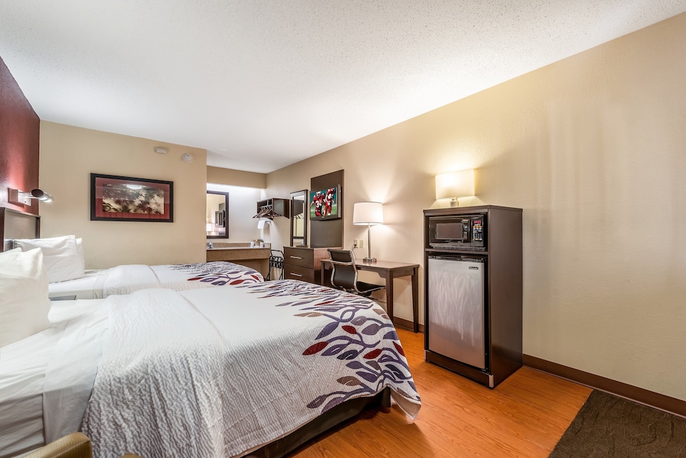 Red Roof Inn Merrillville - photo 17