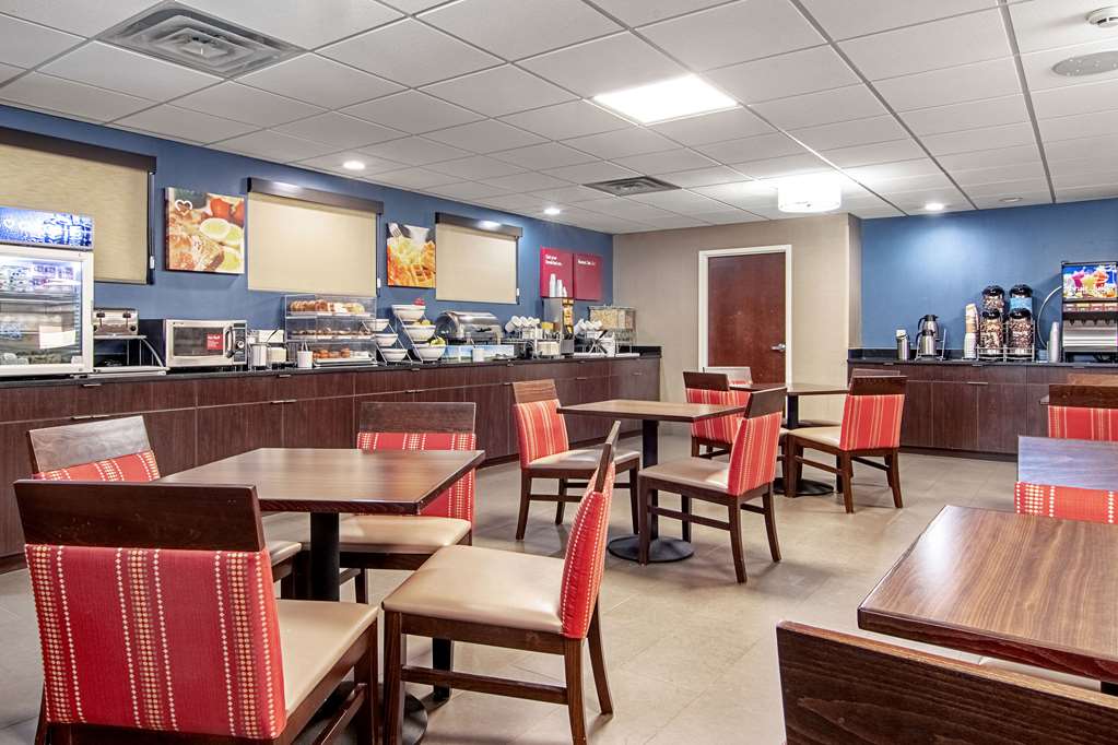 Comfort Suites Knoxville Airport - photo 34