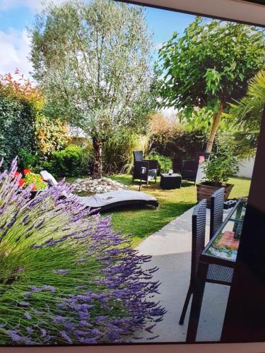 Brigitte in Saujon, France