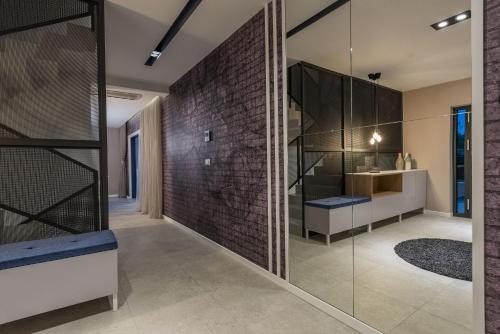 Luxurious Zadar Villa 5 Bedrooms Villa Tranquil Adore Private Heated Pool — 4-Star Luxury Hotel in Zadar, Croatia