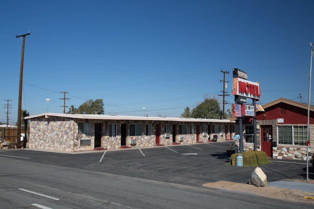 Boron Motel - photo 34