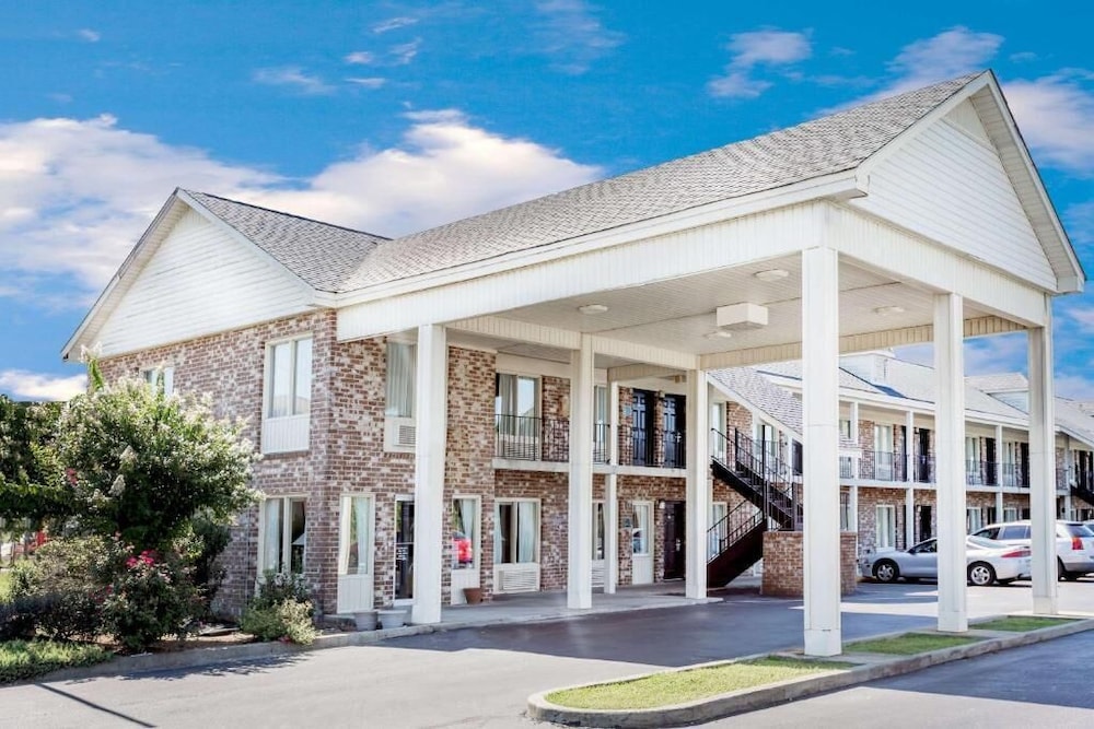 Days Inn by Wyndham Manning — hotel in Manning