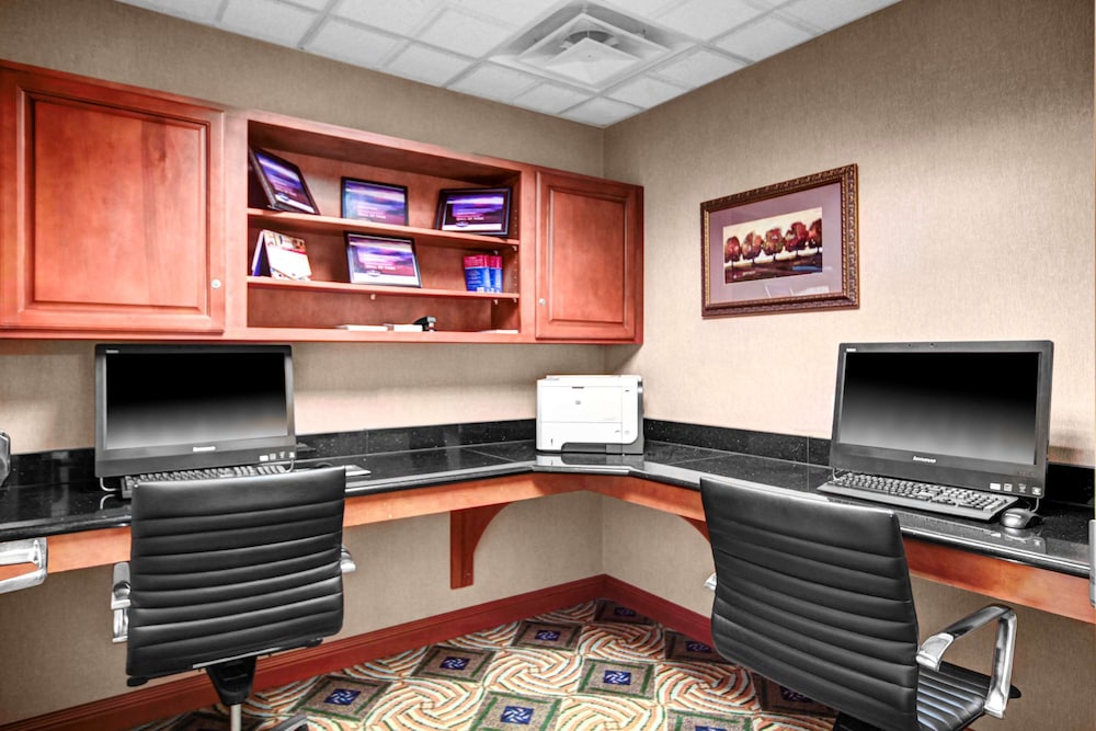 Hampton Inn Coldwater - photo 26