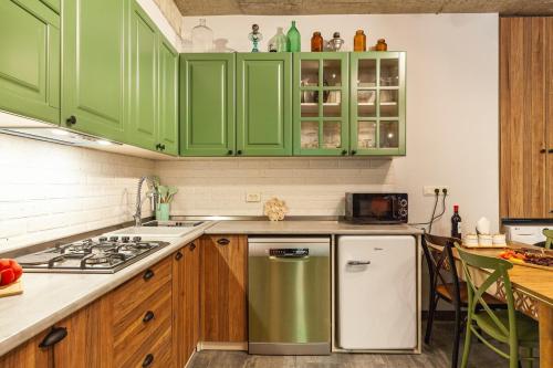 Veli group Apartment near White Bridge