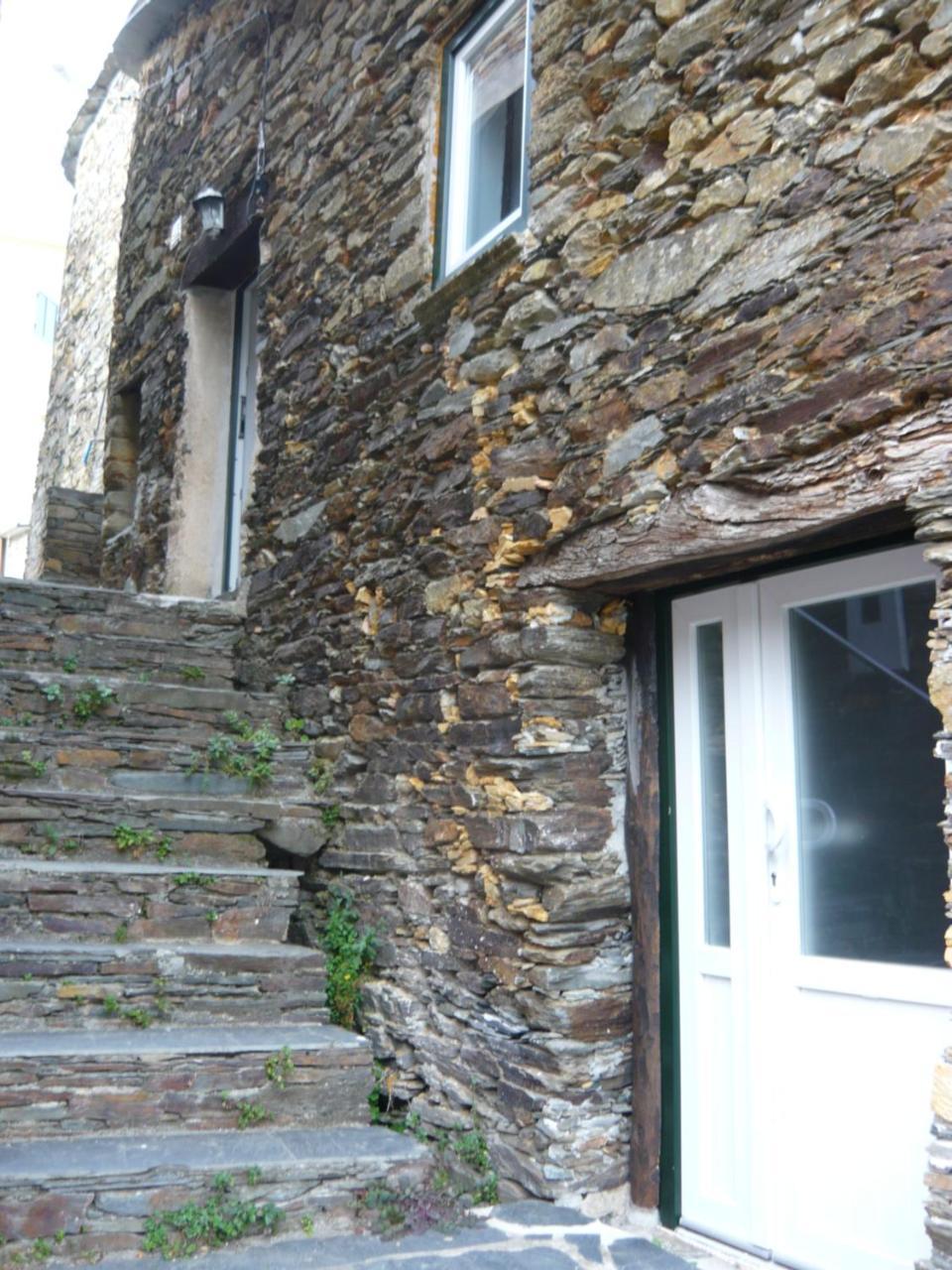 O Zimbrinho in Seia, Portugal