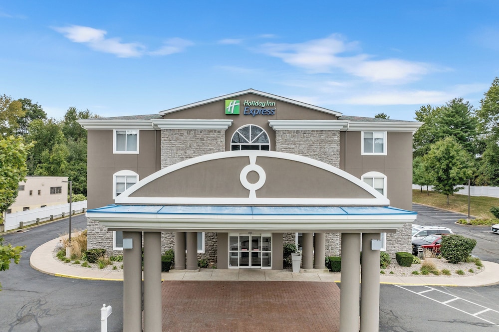 Holiday Inn Express Hartford Newington by IHG - photo 75