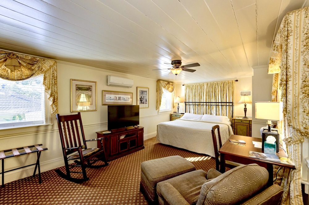 Anchuca Historic Mansion & Inn - photo 14