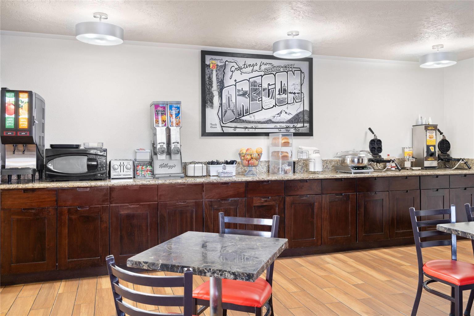 Super 8 by Wyndham Baker City - photo 42
