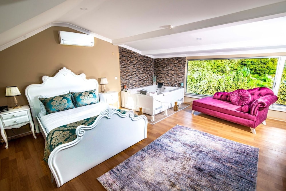 Keyif Boutique Hotel & Restaurant in Sile, Turkey