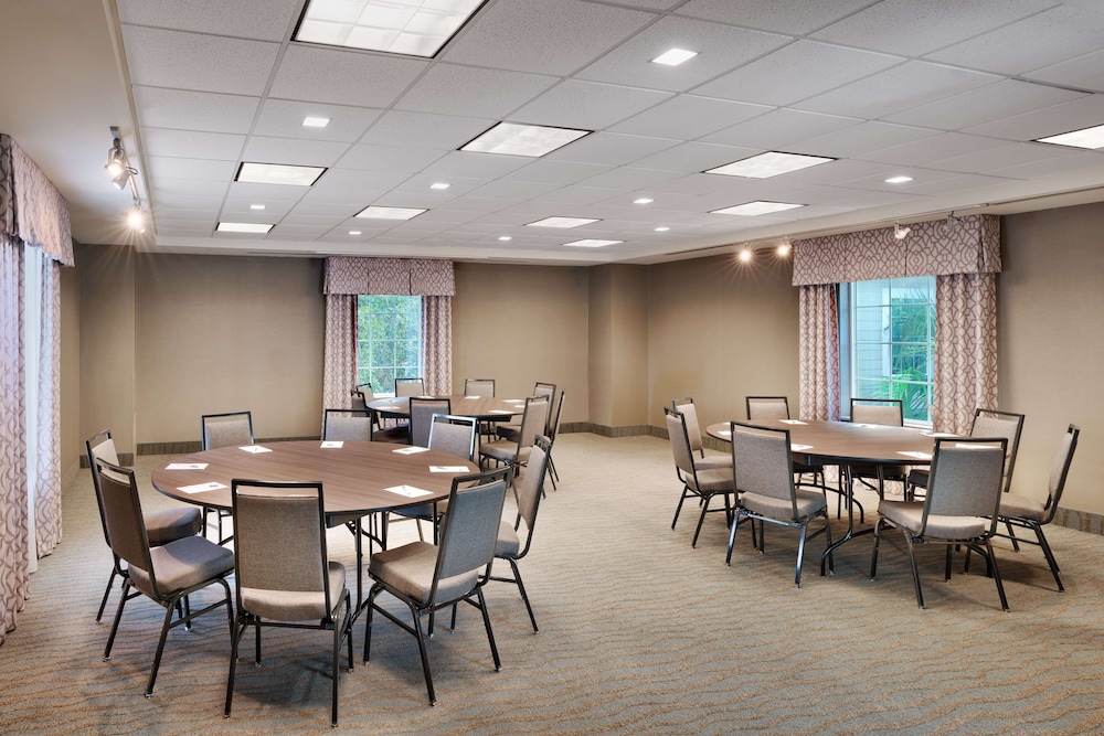 Hampton Inn New Smyrna Beach - photo 41