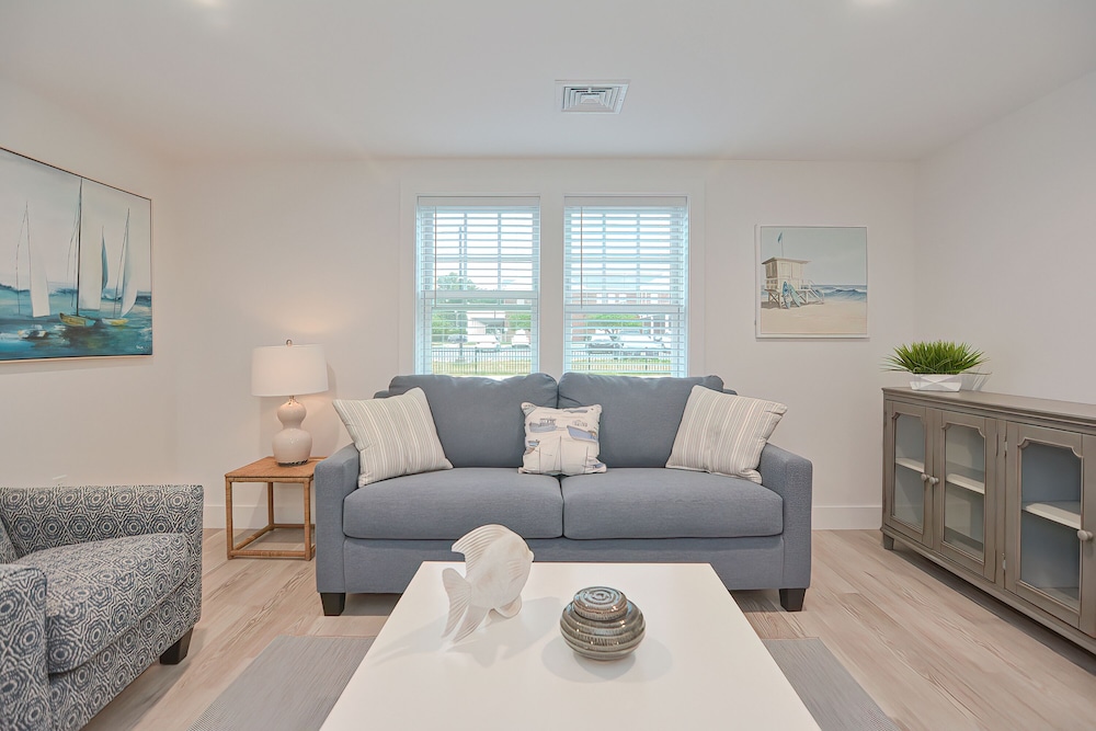 Harbourtown Suites - photo 56