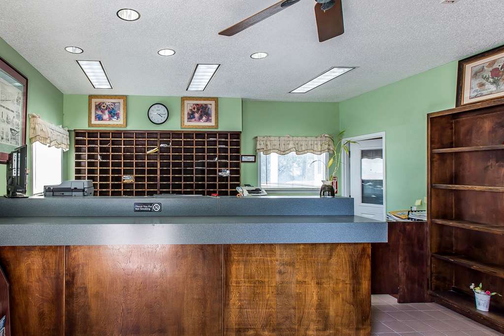 Suburban Extended Stay Abercorn - photo 7