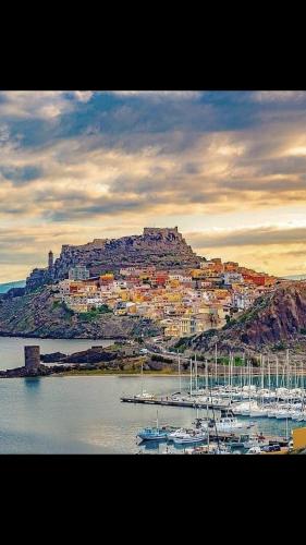 Appartamento Casa vacanza Le Terrazze Via Parigi 23 — 4-Star Luxury Hotel in Castelsardo, Italy