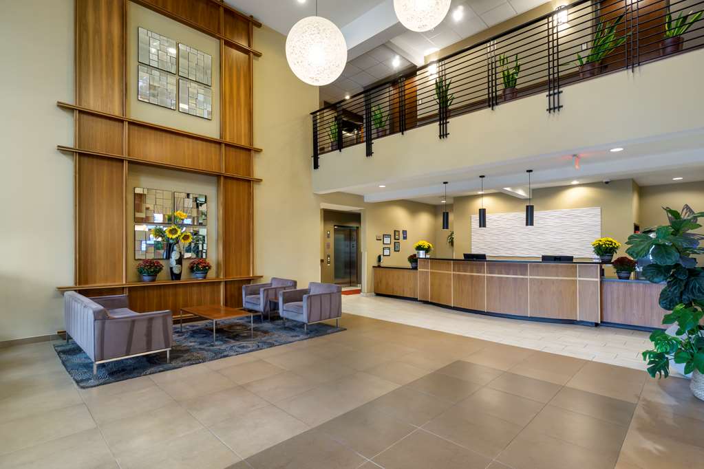Best Western Plus Lacey Inn & Suites - photo 9