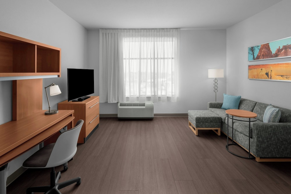 TownePlace Suites by Marriott Hobbs - photo 5