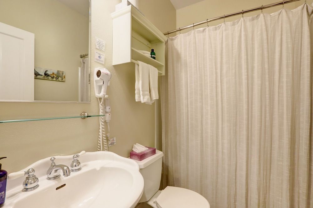 Broad Street Inn - photo 16