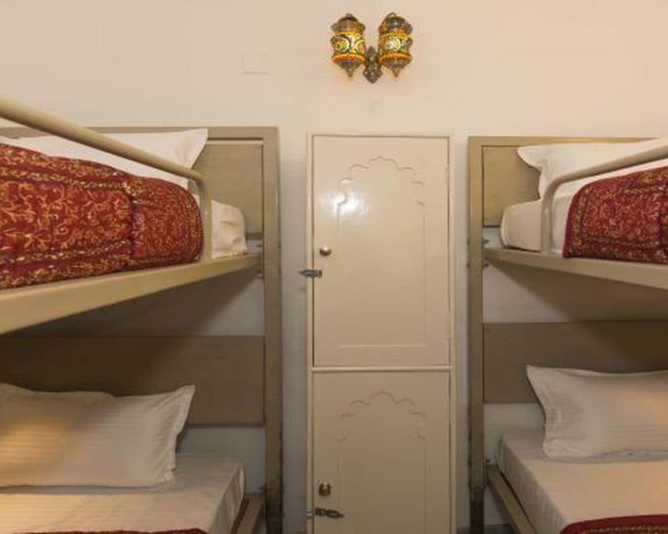 Hill Lake - carbon neutral hotel in Udaipur