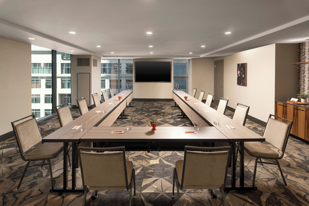 Epicurean Atlanta Autograph Collection - photo 93