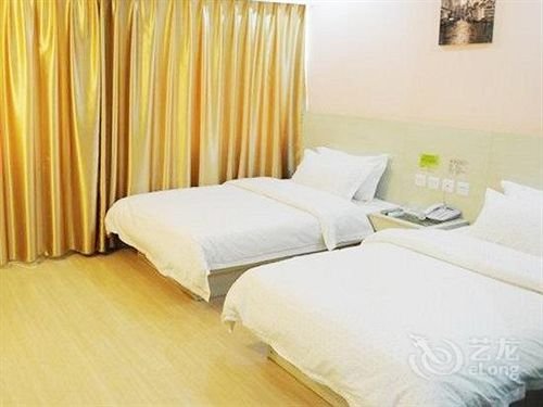 Nanning Xingbo Express Hotel Buxingjie Branch in Xingning, People's Republic of China