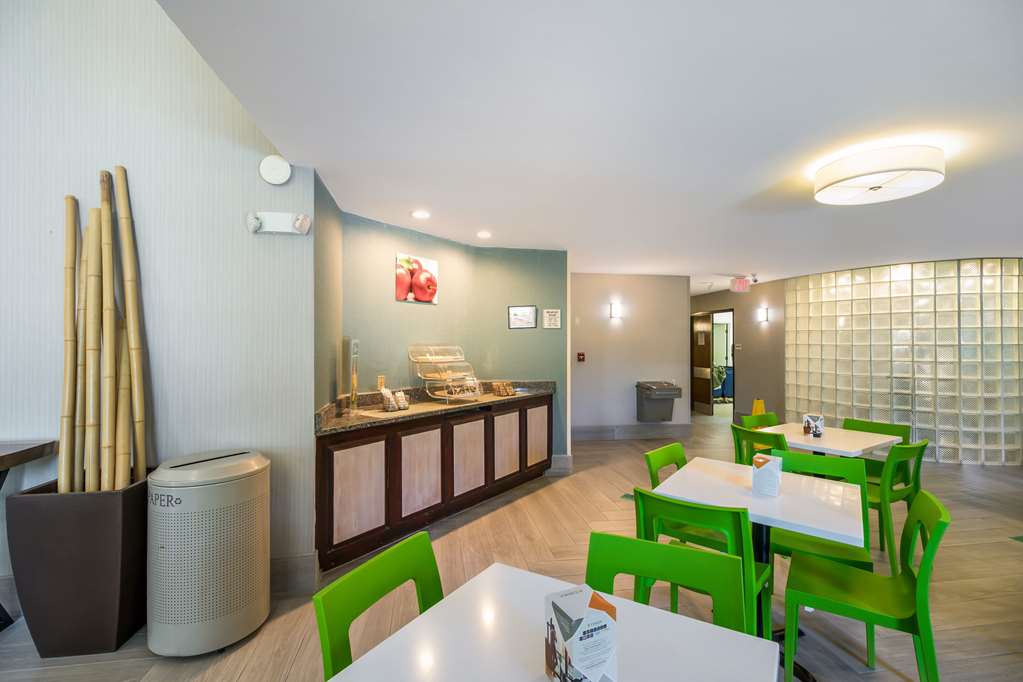 Quality Inn near MCAS Cherry Point - photo 32
