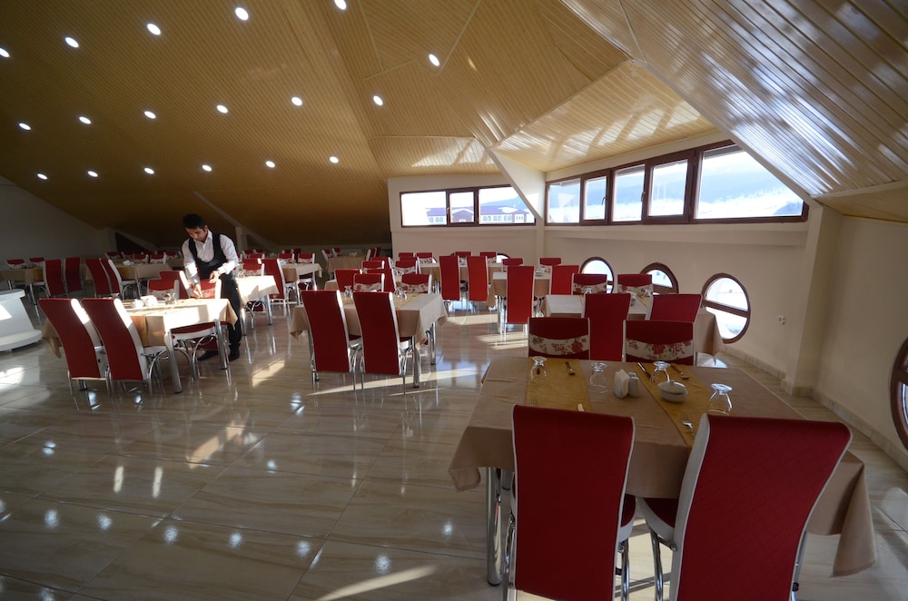 Royal Ozcelik Otel — Sarikamis — photo 2