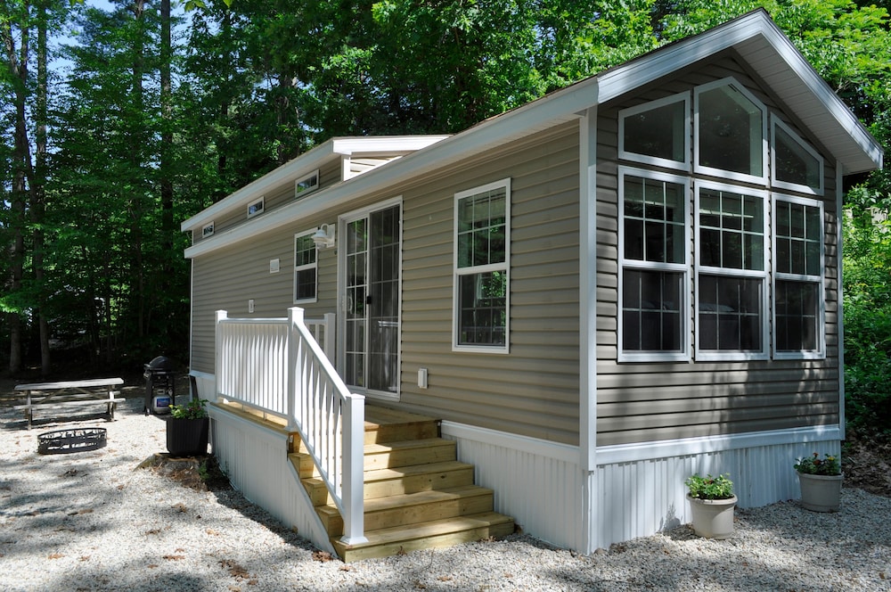 Tuxbury Pond Camping Resort Cottage - photo 5