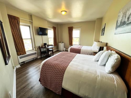 Lenox Hotel and Suites - photo 17