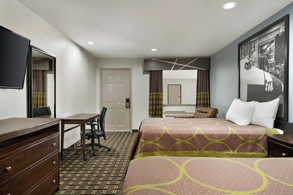 Crystal Inn Northeast Houston Downtown I 610 - photo 10