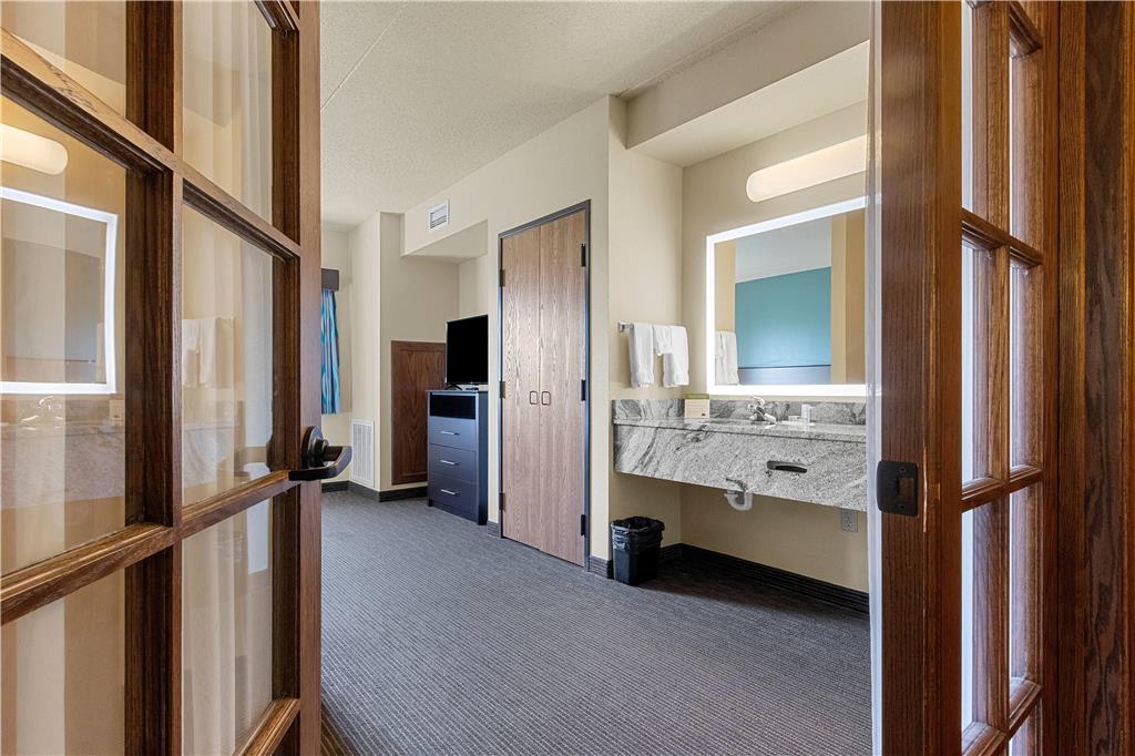 AmericInn by Wyndham Green Bay East - photo 51