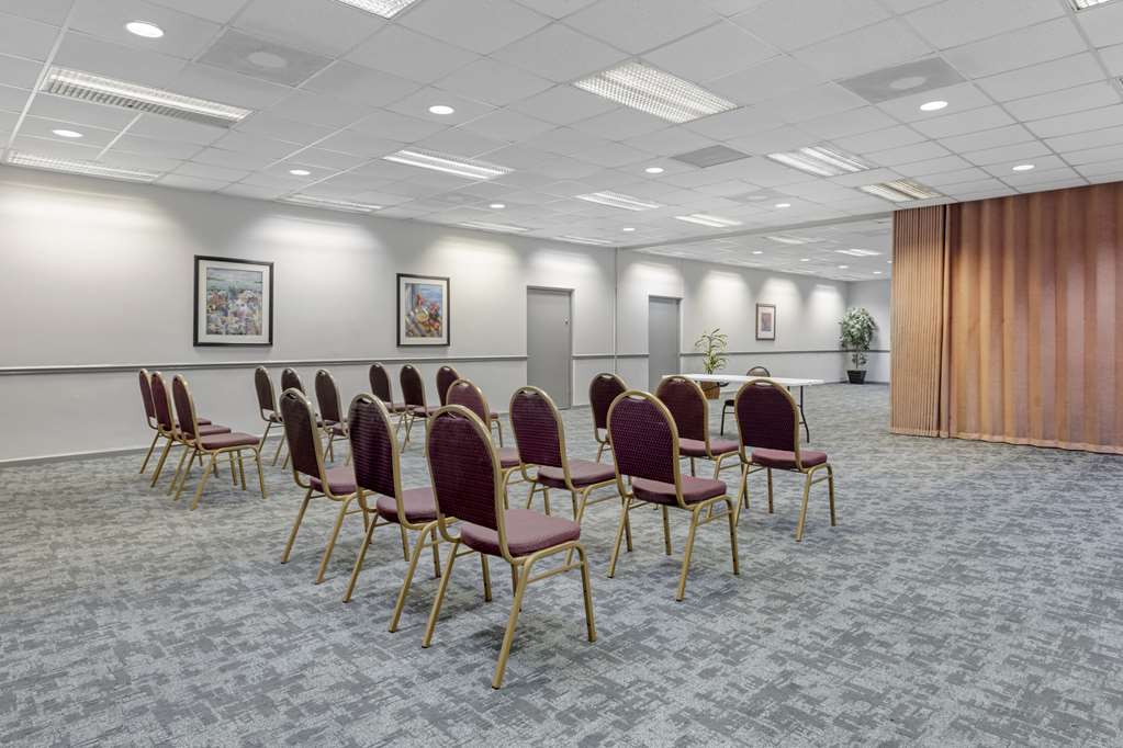 Quality Inn Downtown Stuart - photo 24