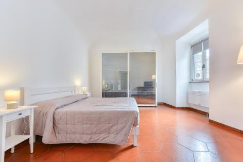 Lavinia's Apartment at Colosseo — 4-Star Luxury Hotel in Rome, Italy