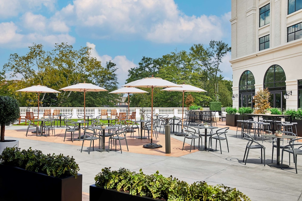 The Hamilton Alpharetta Curio Collection by Hilton - photo 33