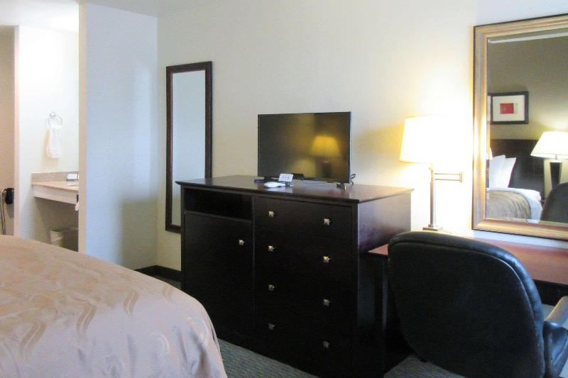 Quality Inn Longmont - photo 16