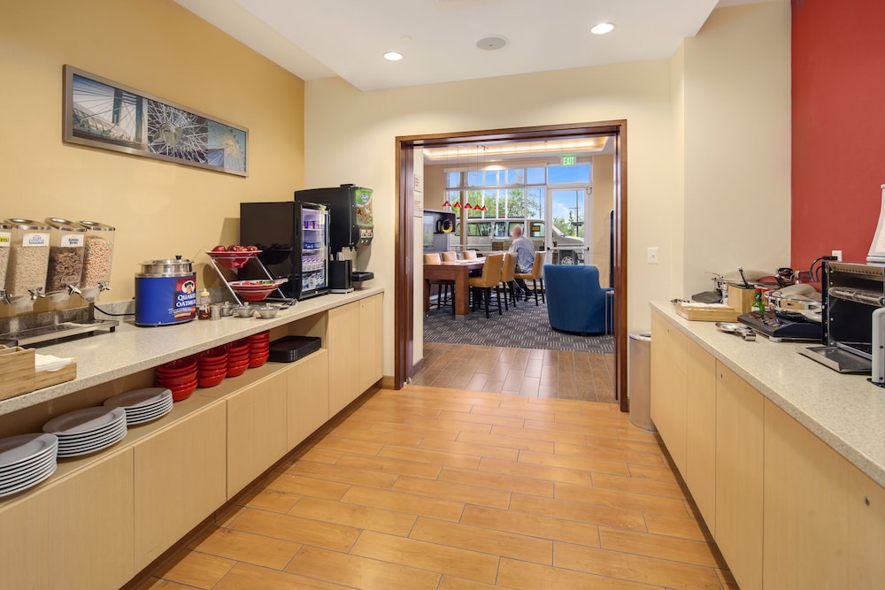 TownePlace Suites by Marriott Bellingham - photo 36