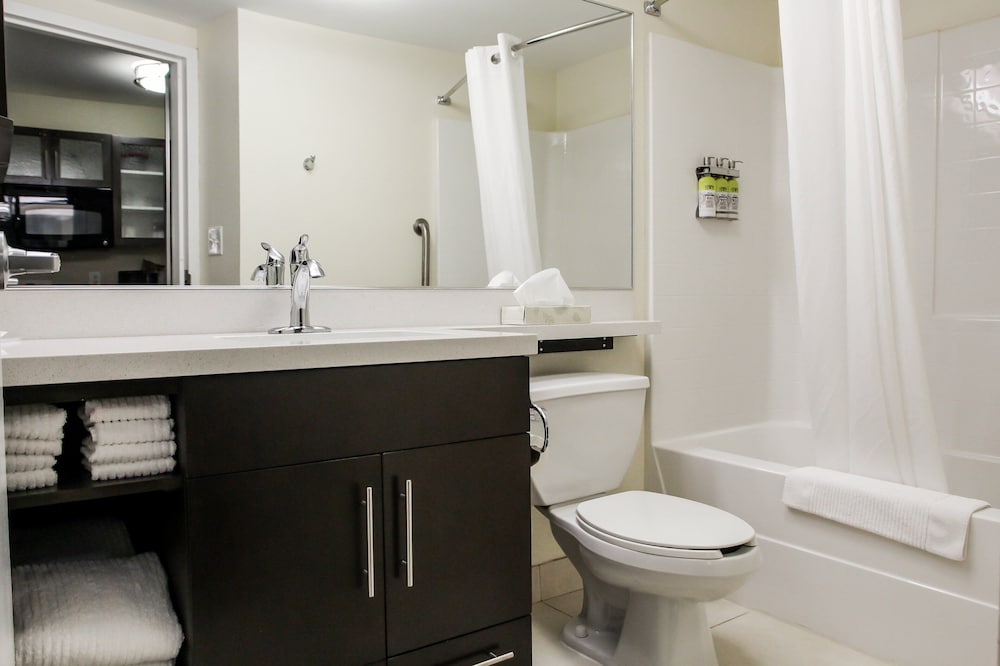 Candlewood Suites Richmond North Glen Allen by IHG - photo 20