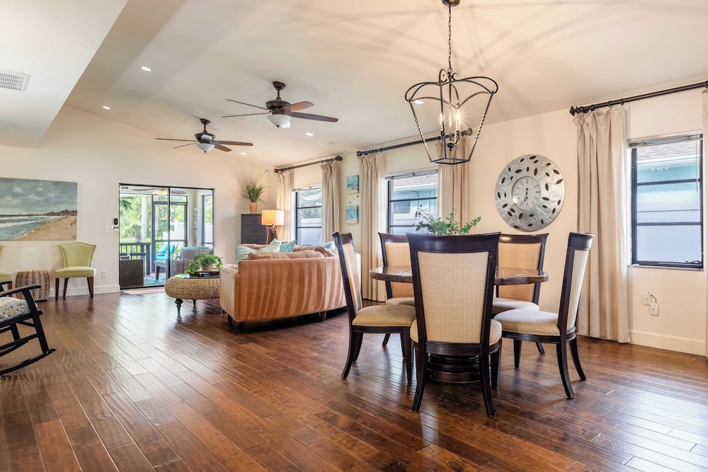 Private Pool Sunroom Beach Escape at Manatee - photo 15