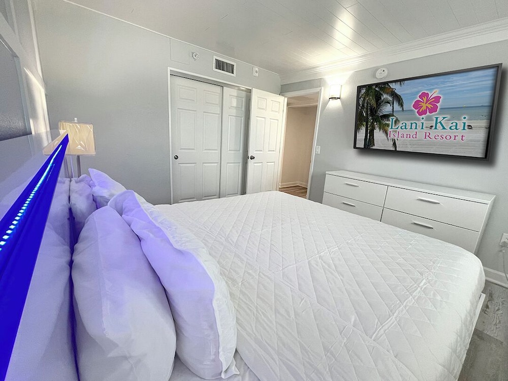 Lani Kai Island Resort - photo 17