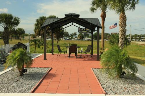 Travel Inn Fort Pierce - photo 75