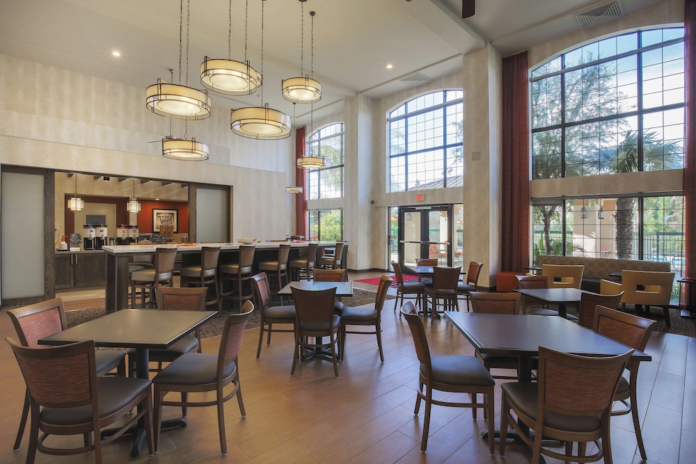 Hampton Inn And Suites Camarillo - photo 43