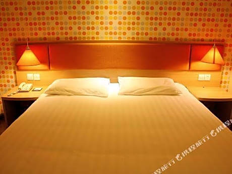 Homeinn - carbon neutral hotel in Huludao