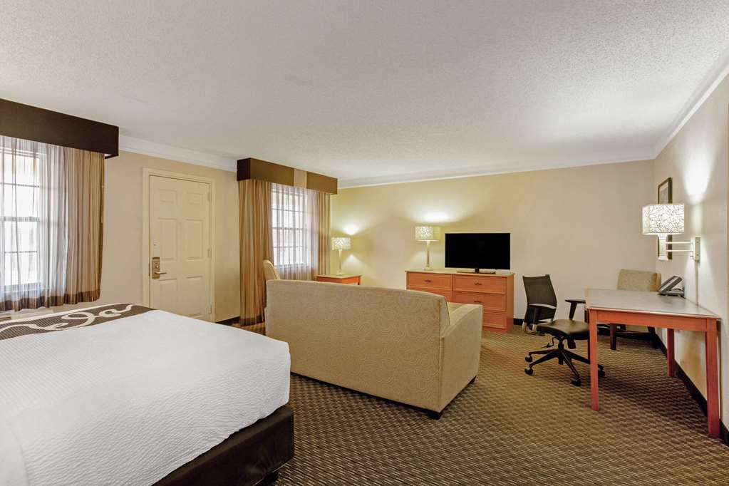 La Quinta Inn by Wyndham and Conference Center San Angelo - photo 48