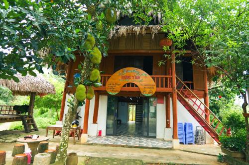 Homstay Hưng Yên Long Cốc in Phu Tho, Vietnam