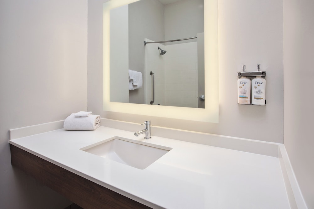 Holiday Inn Express Hotel & Suites Athens - photo 21