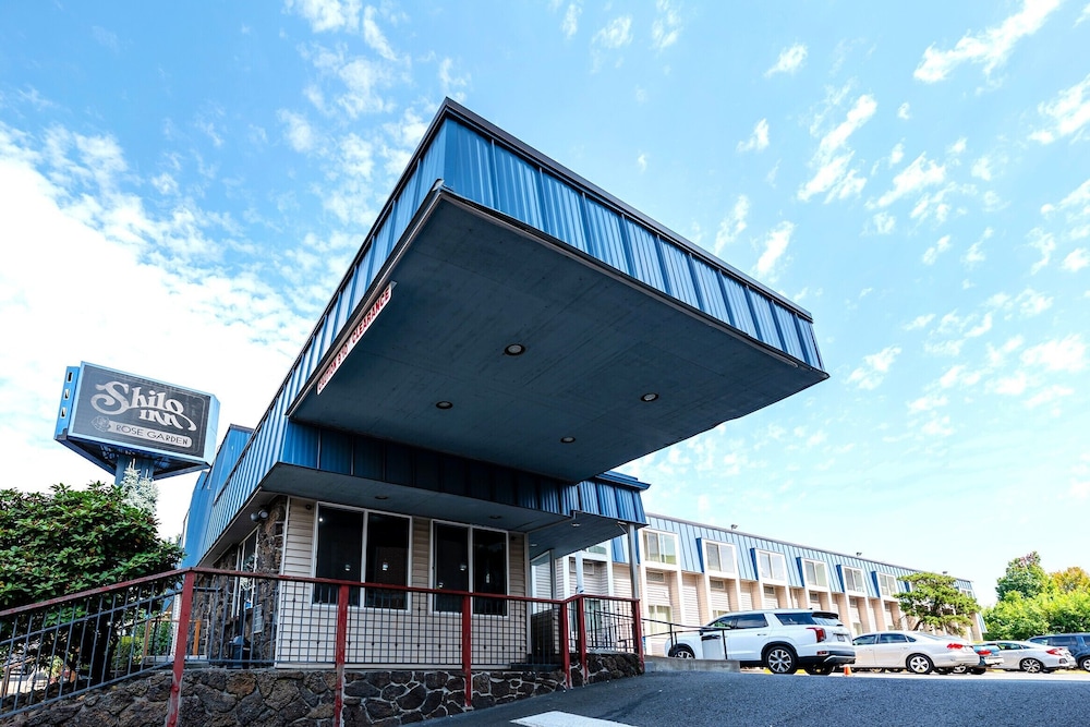 District Hotel by OYO Portland Convention Center - photo 25